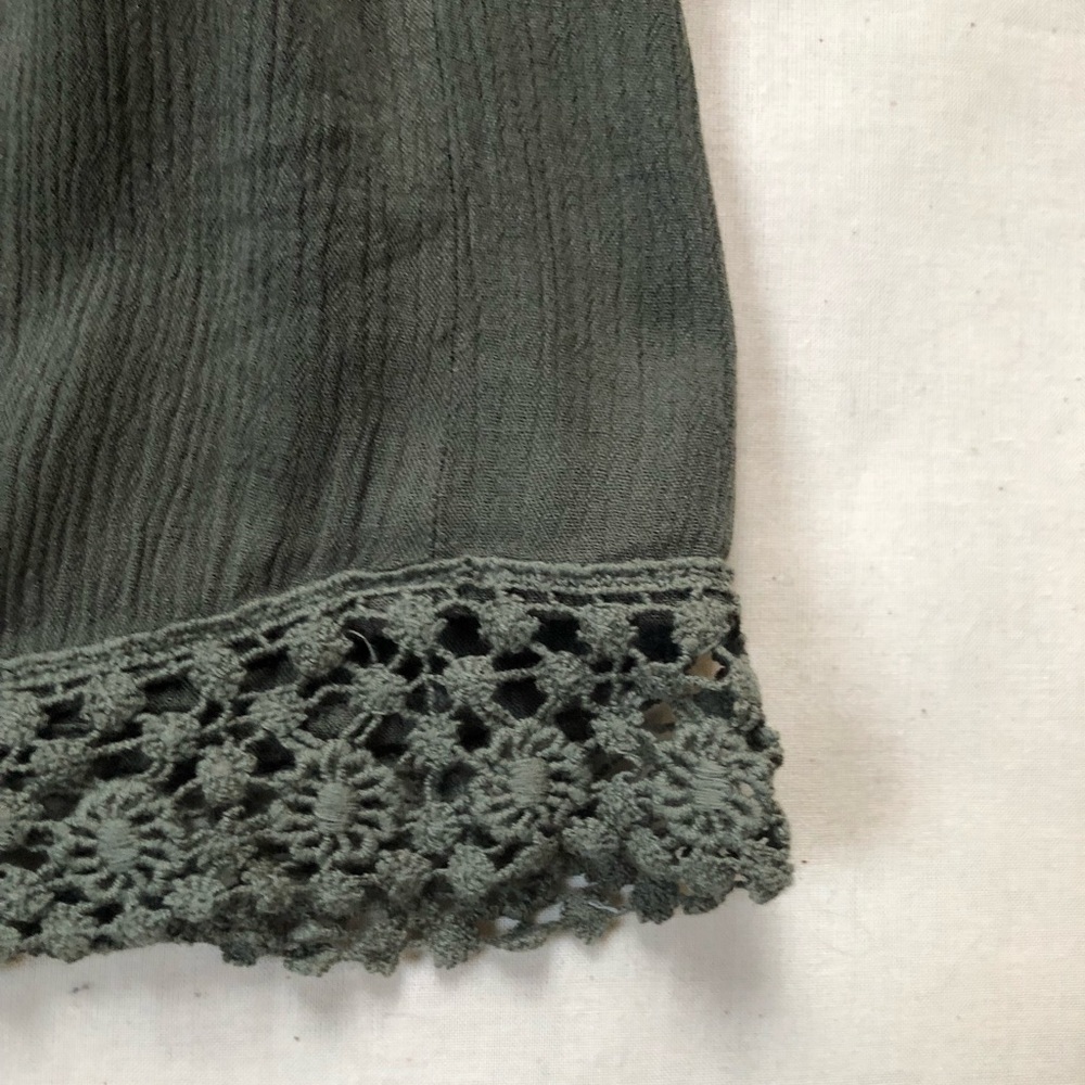 Ruffle Tank - Picture 4 of 4